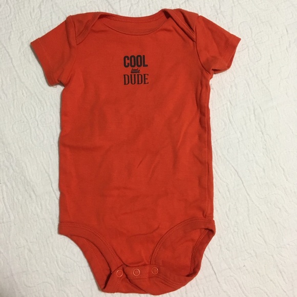 9m (4/$20) Pullover Hoodie and Onesie by Carter’s - Picture 6 of 8